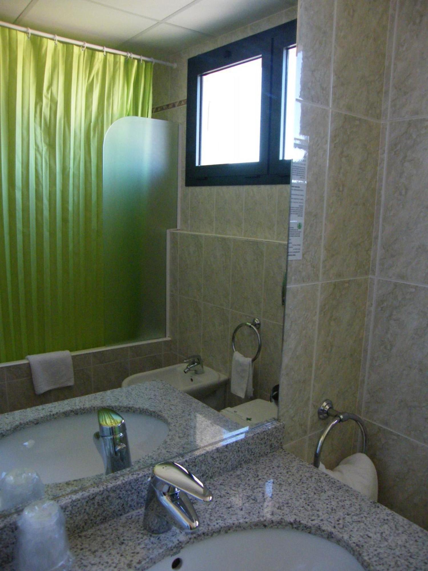 Hotel Magallon كاسبي المظهر الخارجي الصورة